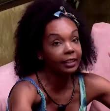 BBB 20: Thelma perde a paciência com os anjos: 'Não têm culhão para fazer  isso'