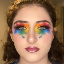 Bernadette Stone (blendedbybernie)