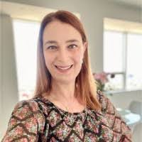 Gina Griggs's Instagram, Twitter & Facebook