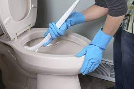 7 Hotel Housekeeping Tricks You Need To Clean Your Bathroom Housekeeping Tips Hotel Housekeeping Hotel Housekeeping Tips
