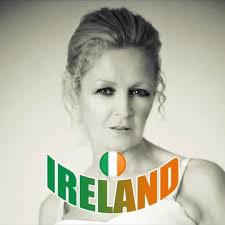 Merry Christmas from everyone at The Beverly Hills Hotel! 🎄🎁