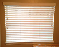 Norman 2 5 Faux Wood Blinds Route Less White Bc Bountiful Ut Faux Wood Blinds Blinds Amazing Bathrooms