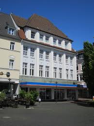 Werden auch sie mitglied und profitieren sie von besonders günstigen angeboten. Datei Essen Borbeck Mitte Marktstrasse 21 Borbecker Platz 5 Jpg Wikipedia