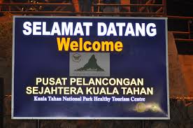 Ketiga, membuka pelancongan kepada masyarakat antarabangsa. Asas Keusahawanan Industri Pelancongan Di Malaysia