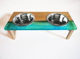 Mudeso Dogs Dinner Hundebar Aus Holz Und Etsy Made Of Wood Dog Bowls Resin Design