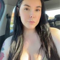 Lynn Hackett's Instagram, Twitter & Facebook