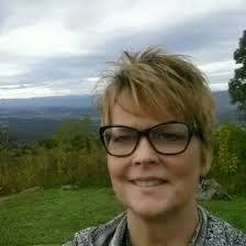 Sarah Barta's Instagram, Twitter & Facebook