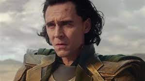 Basata sull'omonimo personaggio dei fumetti marvel comics, la la serie si svolge dopo gli eventi di avengers: Wer Ist Die Mysteriose Frau Im Loki Trailer Fans Glauben Dass Black Widow Eine Marvel Ruckkehr Macht Die Spiele Filme Tv Die Sie Lieben
