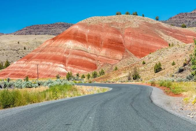 Painted Hills Visitor Guide - Things to Do in John Day Fossil Beds N.M.