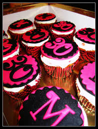 Flirty Birthday Cake For 30 Year Old Woman 