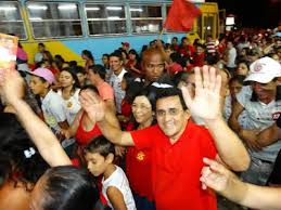 Resultado de imagem para fotos do prefeito naldinho sentado na prefeitura