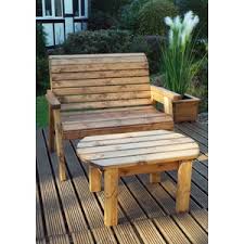 The circular picnic table with seat backs from forest has an attractive rounded design, which differs from the traditional picnic table look. Circular Picnic Table