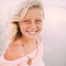 Erin Witkowski's Instagram, Twitter & Facebook