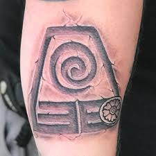 26 incredible tattoos inspired by avatar. Little Stomped Earth Bending Symbol Justin Tyme Tattoos ÙÛŒØ³ Ø¨ÙˆÚ©