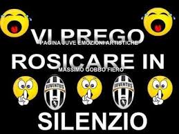 Pin Di Rnick Su Juventus Juventus Giocatori Di Calcio Barzellette Divertenti