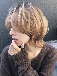 顔型診断別 レングスごとのおすすめスタイル紹介 顔の魅力を引き出す髪型 ヘアスタイリング ヘアカット モード ヘア