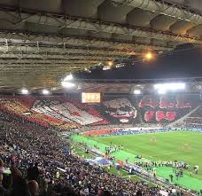 Partita di calcio (it) نهائي كأس إيطاليا ٢٠١٨ (ar). Photos Of Football On Twitter Impressivo Tifo Display From Milan Fans Before Their Coppa Italia Final Against Juventus