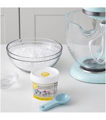 Wilton Meringue Powder 4 Oz Baking Supplies Meringue powder is an ingredient that you won't see called for in recipes very often, but you will see if you browse the aisles of a baking supply store or a craft store with a cake decorating section.