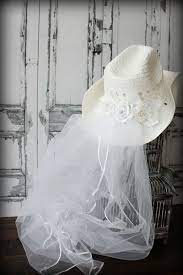 Cowgirl Hat Bridal Cowgirl Ceremony Hat Western Wedding Rustic Wedding Cowgirl Hat And Veil Cowgirl Wedding Cappelli Da Sposa Cappelli Cowgirl Abito Da Sposa Country