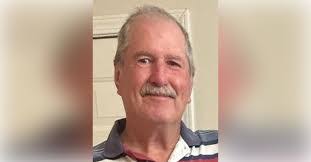 Robin Rollins's Instagram, Twitter & Facebook