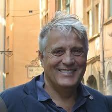 Empathy: From Bench to Bedside (Social Neuroscience): Decety, Jean:  9780262525954: Amazon.com: Books