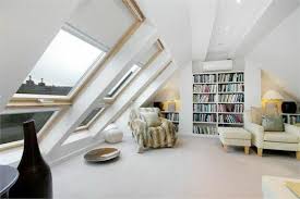 Dachgeschoss Wohnzimmer Bereich Sonnen Und Sichtschutz Tipps Attic Rooms Home Bedroom Attic Apartment