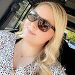 Kaitlyn Donat's Instagram, Twitter & Facebook