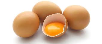 Egg protein and hair when you crack open a raw egg, you reveal two distinct parts: 10 Beauty Benefits Of Eggs For Hair And Skin Femina In