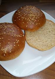 Dinkel Vollkorn Burger Buns Aus Dem Thermomix Ein Gutes Rezept Mit Bild Aus Der Kategorie Veg Burger Brotchen Thermomix Burger Brotchen Burger Brotchen Rezept