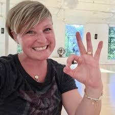 Anna Folmer's Instagram, Twitter & Facebook