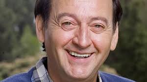 Stuart Saves His Family (1995)