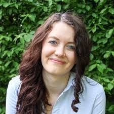 Amy Etheredge's Instagram, Twitter & Facebook