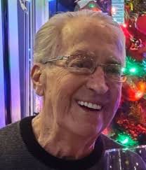 Obituaries from the May 5, 2022 Issue