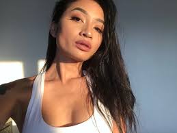 Avery Black's Instagram, Twitter & Facebook