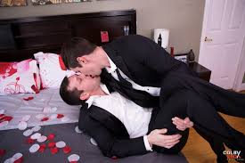 Colby Chambers And Mickey Knox Reenact Their Wedding Night In Valentines  Fuckfest | STR8UPGAYPORN