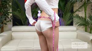 Emma Rosie - [HookupHotshot]