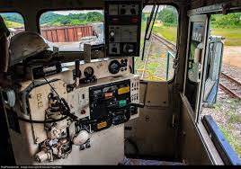 Efvm 876 Efvm Estrada De Ferro Vit Ria A Minas Emd Ddm45 At Colatina Es Brazil By Nicolas Fagundes Abandoned Train Train Pictures Railroad Pictures