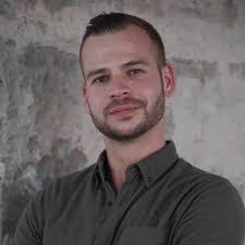 Jason Raasch's Instagram, Twitter & Facebook