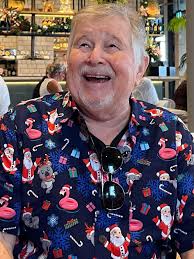 Last year's “Santa's Workshop” DISH Scape had a lot more action than I  remembered. Here's what I found when rewatching that carried over to this  year. Big Foot ornament, Teddy Bear waving,