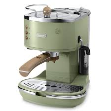 Fill the aluminum boiler with water and the filter with ground coffee. Delonghi Vintage Icona Ecov310 Gr 1 4 Litre 1100 Watts Pump Espresso And Cappuccino Machine Green A Espresso Coffee Machine Vintage Coffee Cappuccino Machine