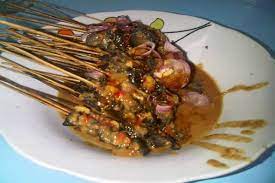 Alamat ayam goreng kremes pak pono kurang lebih 300 meter dari tugu kartini kearah jalan hos. Mantul Berikut 10 Sate Paling Enak Di Madura Sate Paling Enak Di Madura