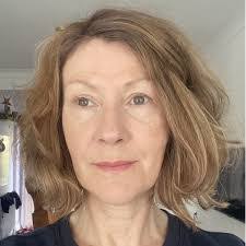 Amanda Leeds's Instagram, Twitter & Facebook