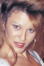 Luana borgia : Mile end escort