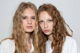 Frisuren testen laden sie ihr foto virtuelle. Locken Machen Die 7 Besten Methoden