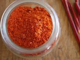 Grow Your Own Gochugaru Korean Chili Pepper Flakes Mother Earth News Chili Pepper Flakes Stuffed Peppers Chilli Powder Recipe