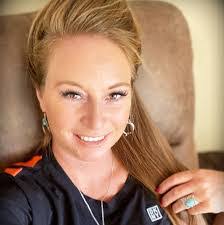 Darlene Ledbetter's Instagram, Twitter & Facebook