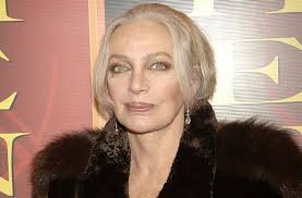 Et voici ce qu'il disait :{parlé: La Chanteuse Et Comedienne Marie Laforet Est Decedee