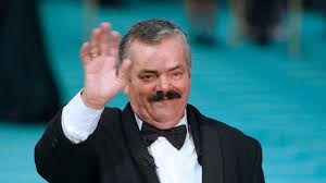 Better known by his nickname el risitas, meaning the giggles, the comedian became known on the 'el risitas'. 7smrvvoymlo0hm