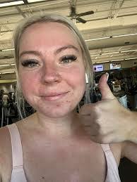 Courtney Garber's Instagram, Twitter & Facebook