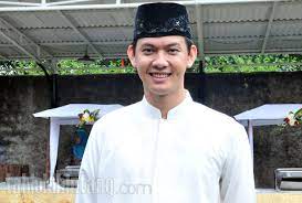 Kisah Andi Arsyil Berburu Seragam Untuk Kumpul Keluarga Dalam Semalam Tabloidbintang Com